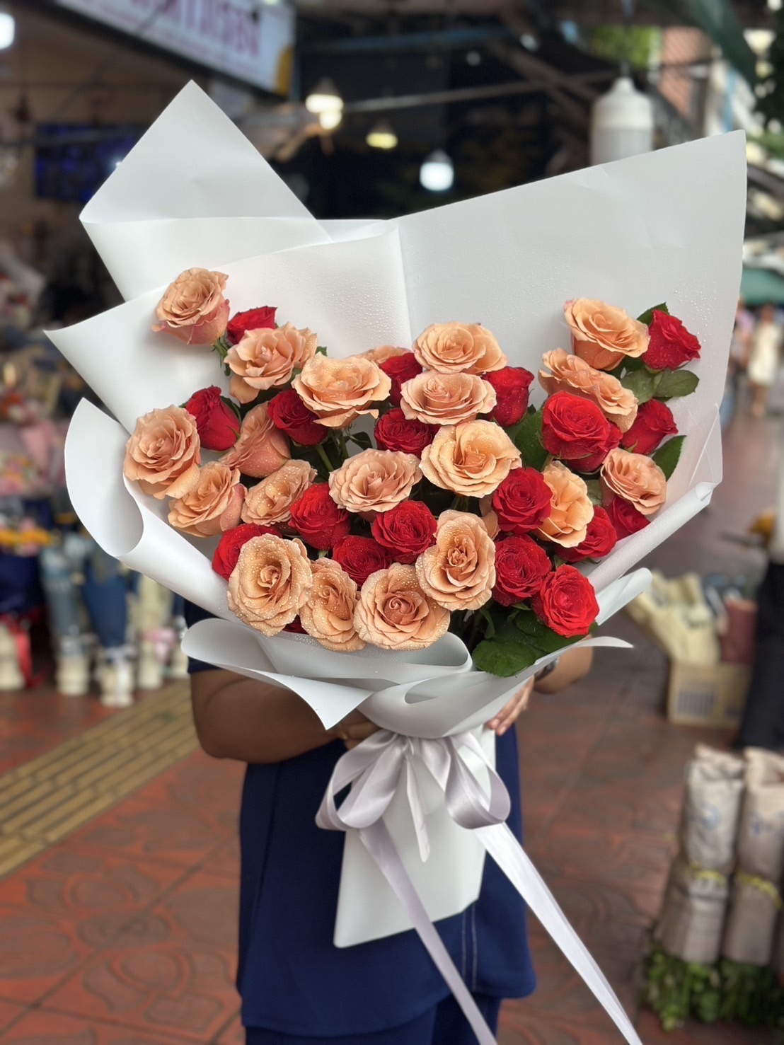 40 Cappucino Red Roses