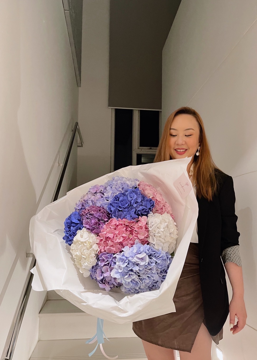 XL Rainbow Hydrangea Bouquet - Image 2